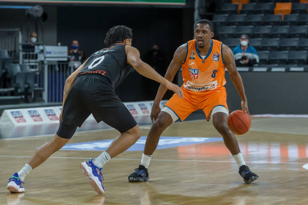 但身后的 但身后的